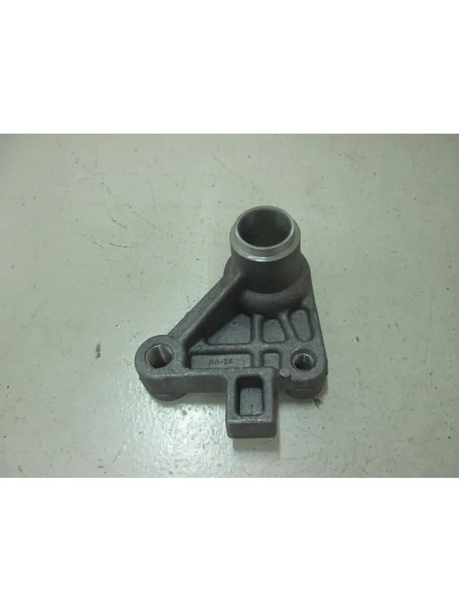 1118-1041084 кронштейн ролика натяжителя 1118. Крепления натяжителя калина. Кронштейн крепления генератора ваз-1118. Кронштейн натяжного ролика ремня генератора 1118 калина. Кронштейн натяжителя ремня генератора 1118.