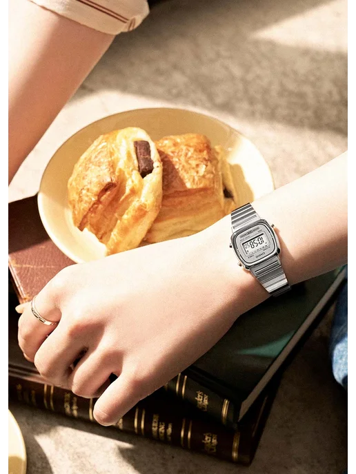 Casio Часы Vintage LA-670WEA-7E, серый, фото 4