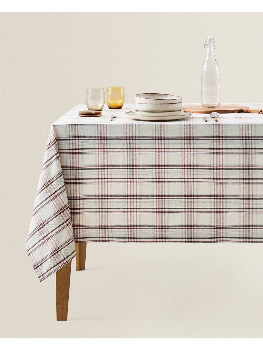 Клетчатая скатерть. Zara Home скатерть. Zara Home Tablecloth. Скатерть в клеточку.