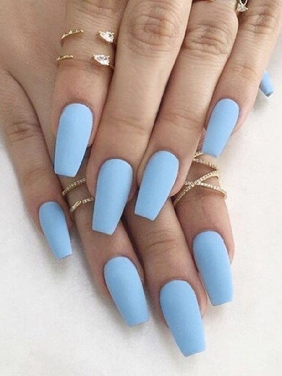 Голубые ногти