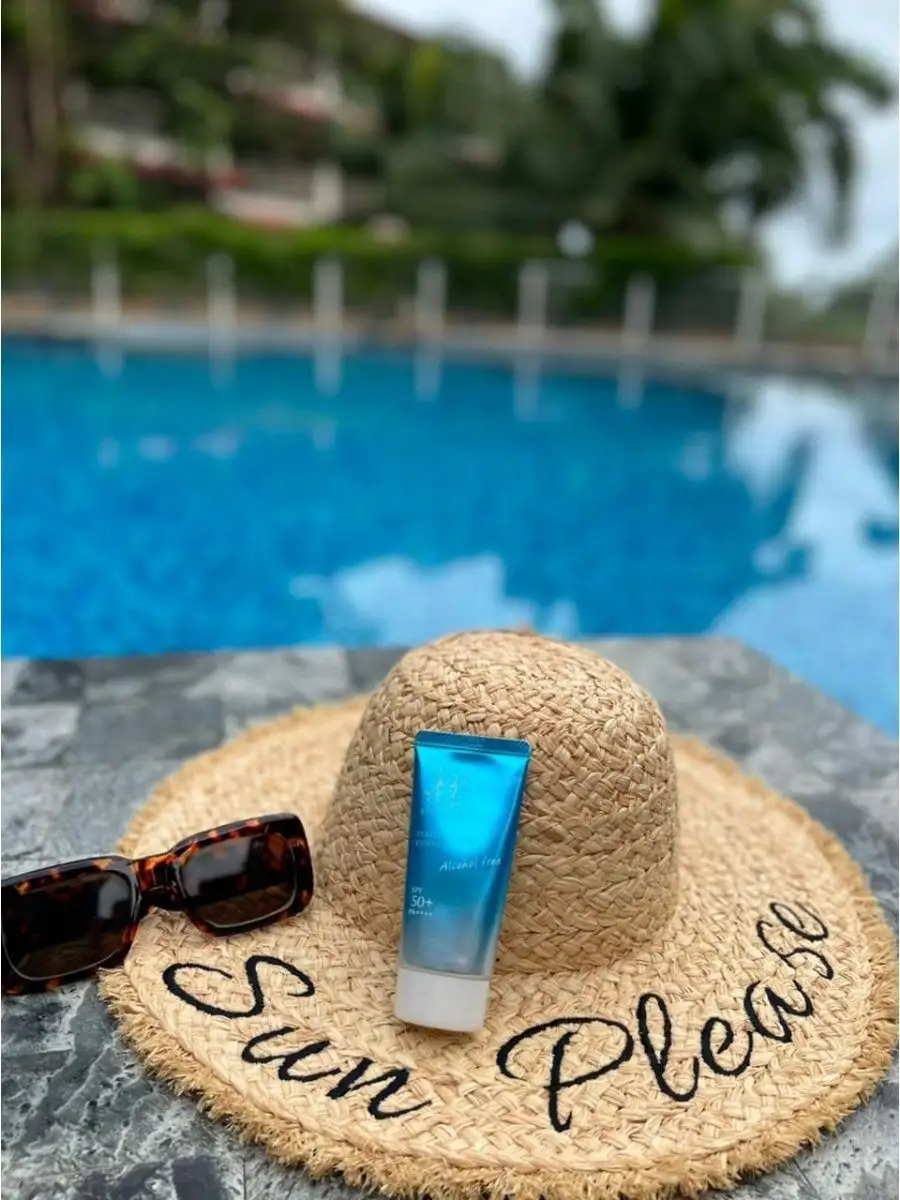 Увлажняющий солнцезащитный крем с spf 50 Sunkiller Perfect Water Essence.