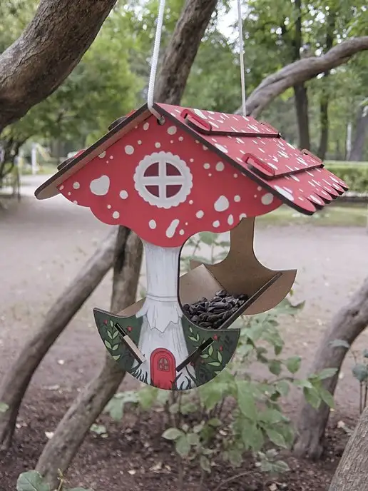 Кормушки для птиц Три Хобби Кормушка для птиц деревянная подвесная, красный, фото 2