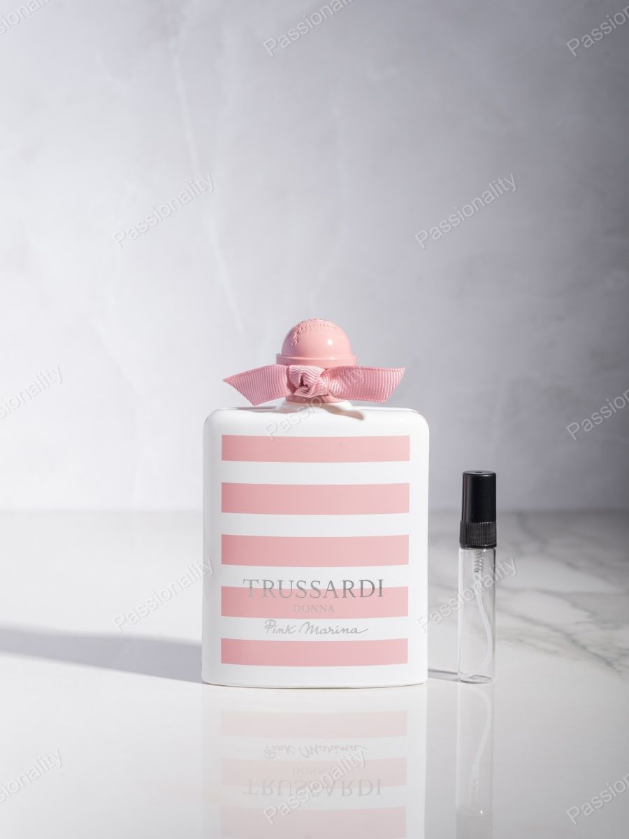 Труссарди пинк. Туалетная вода Donna Pink Marina. Trussardi отливант. Trussardi Trussardi Donna Pink Marina туалетная вода 100 мл.