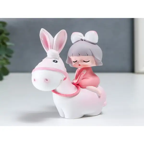 Фигурка Малышка на ослике 10,2х3,8х8,1см