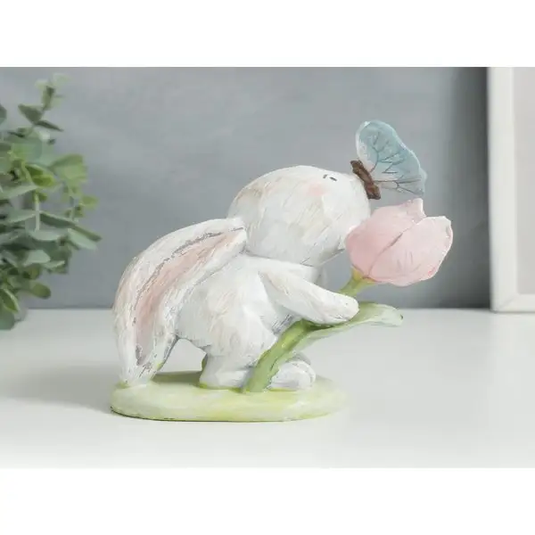 Фигурка Зайка с тюльпаном 14,5х11,5х7