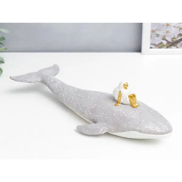 Фигурка «Девушка на ките» 9,5х10,5х27