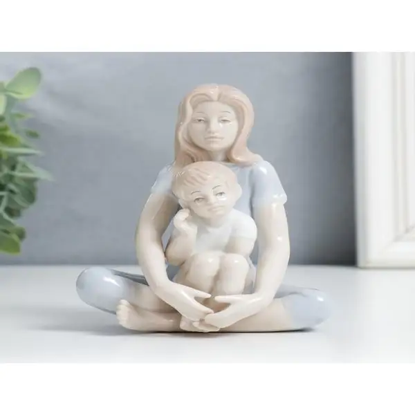Фигурка «Мама с сыном» 12х9х7,5 см