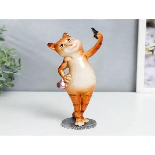 Фигурка Кошка с сумочкой селфи 19,5см